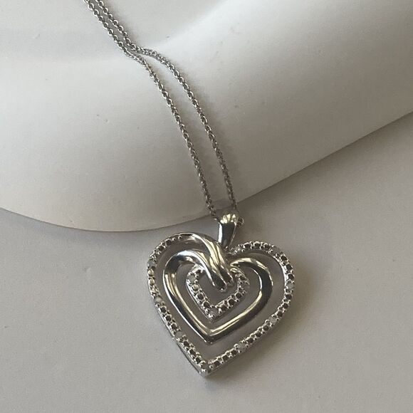 NWT Sterling Silver Triple Heart Diamond 18” Pendant Necklace ( 1/10 ct. t.w. ) - Picture 8 of 16